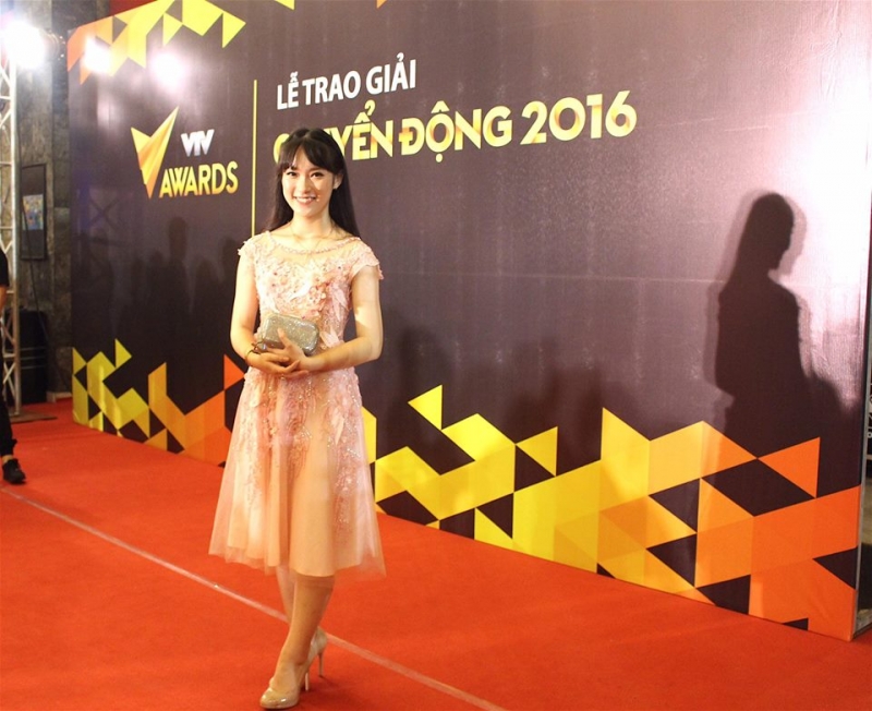 Khánh Vy tham gia VTV AWARDS