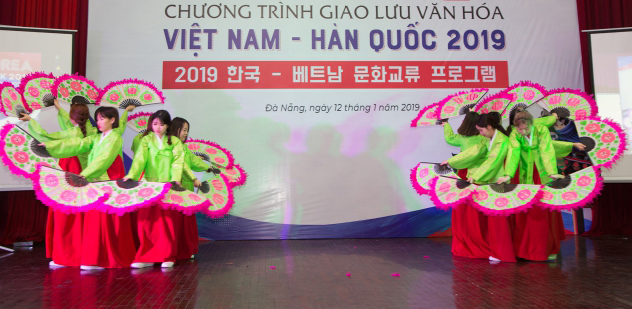 Chương trình giao lưu văn hóa Việt - Hàn (ảnh minh họa)